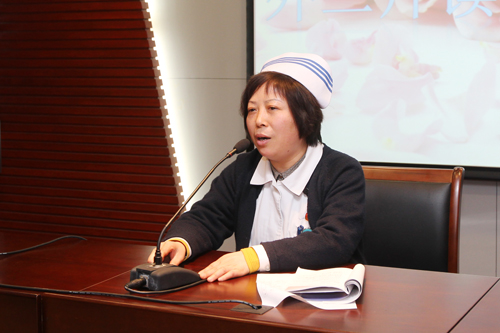 护理部外科二片举办年轻护士读书报告会