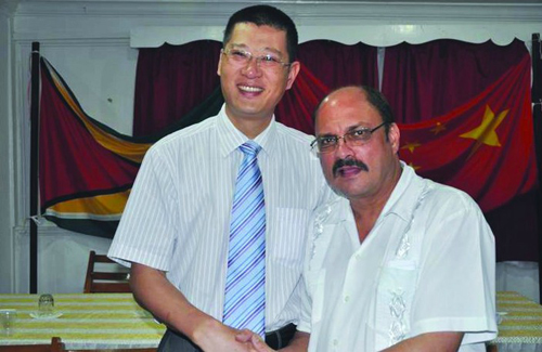 江海晚报》本报通讯员施琳玲 邵勇林 薛晓慧本报记者严憬也许,陈锦鹏