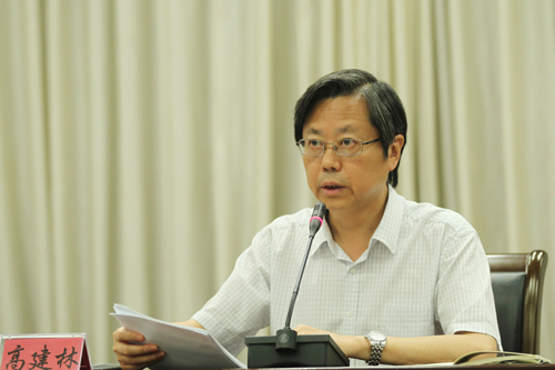 医院管理研究所所长高解春,中国疾病与健康管理专业委员会主委周生来