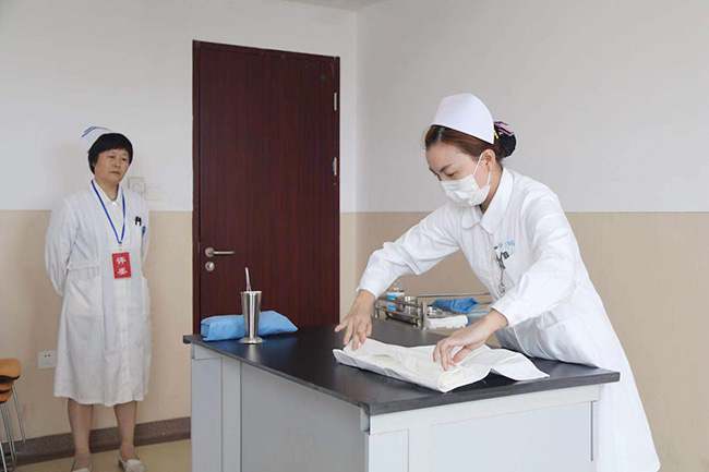 门急诊护理片举办临床青年教师教学能力竞赛