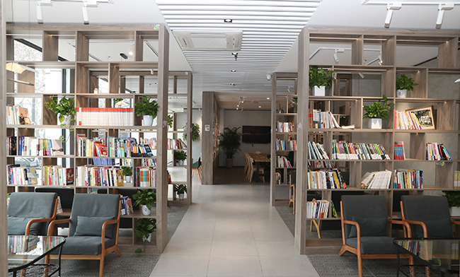 南通市五星级韬奋书房落户我院